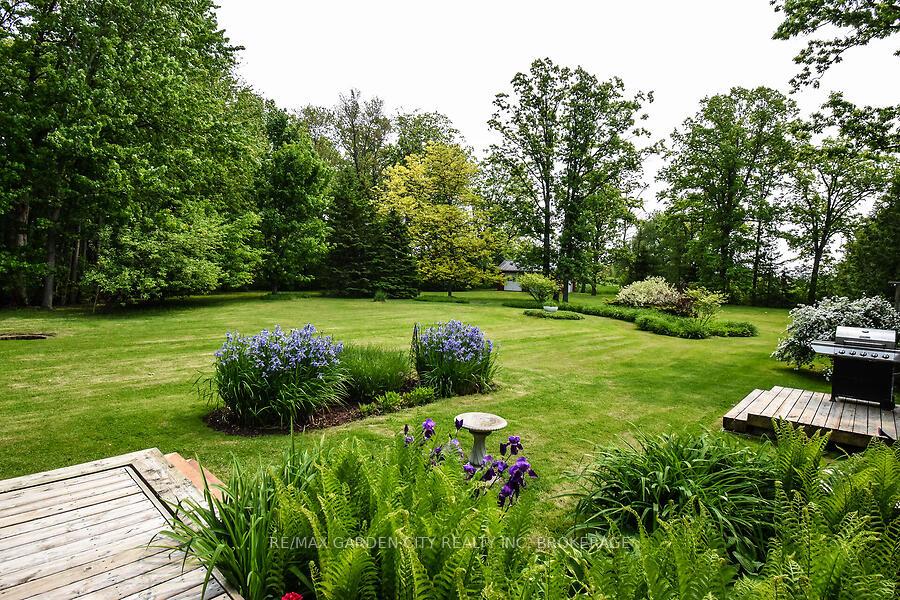 Photo 43 of 631 Mud Street E, Grimsby, Grimsby Escarpment — HOMEH