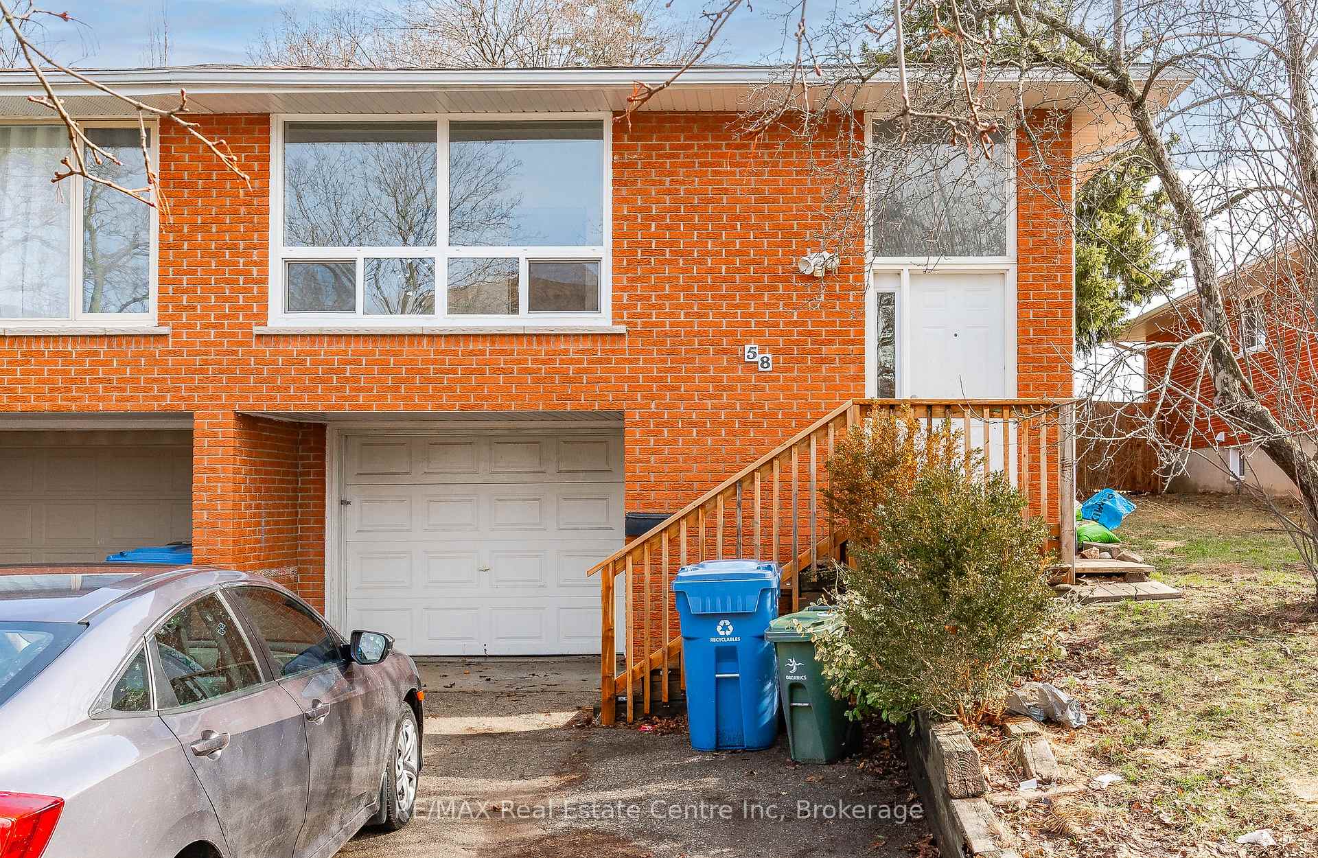 Photo 1 of 58 Conroy Crescent, Guelph, Dovercliffe Park/Old University — HOMEH