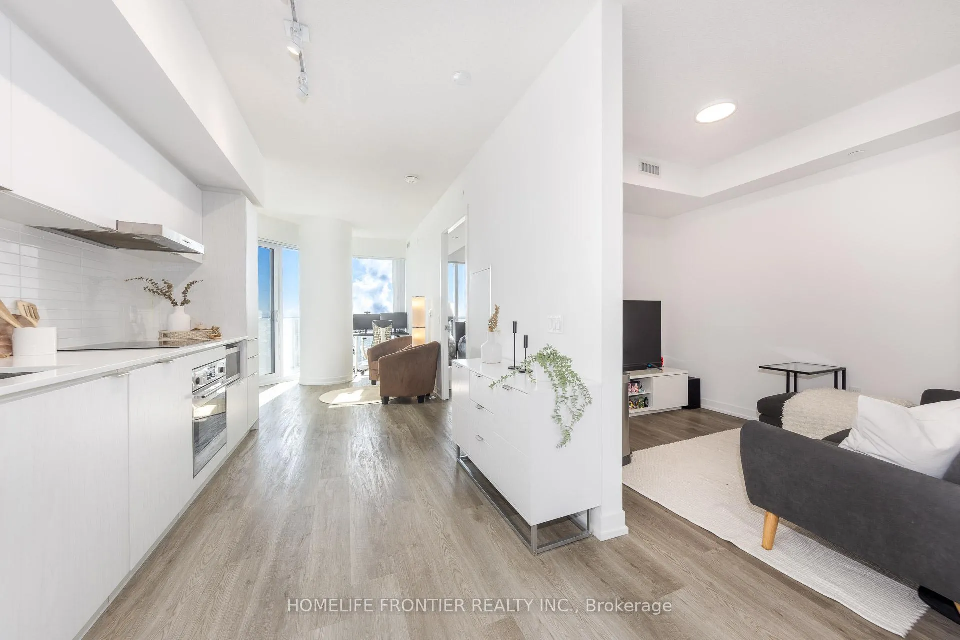 Photo 5 of Unit 4309, 55 Cooper Street, Toronto, Waterfront Communities — HOMEH