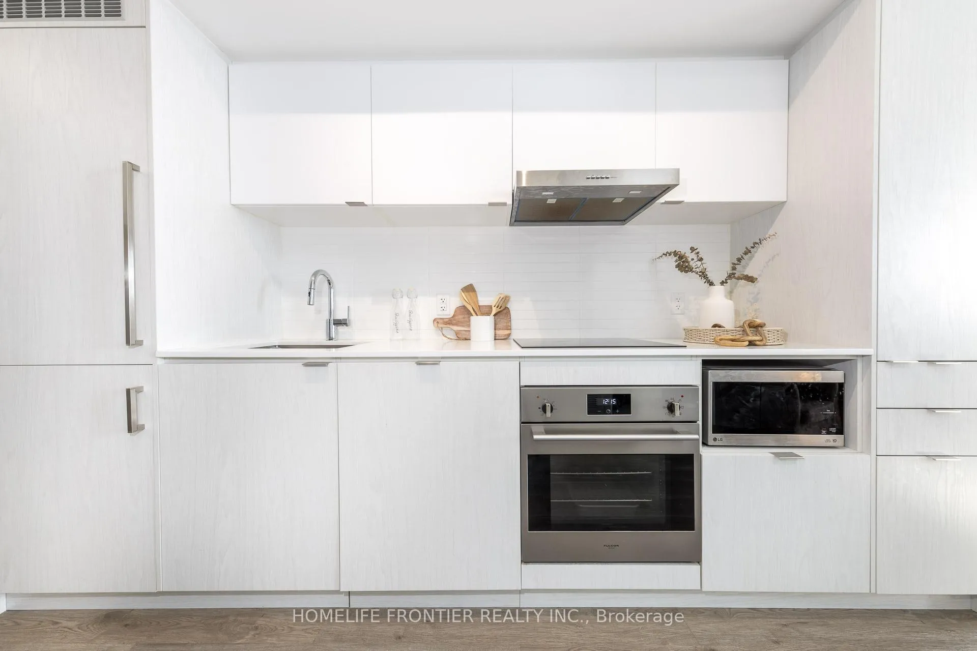 Photo 7 of Unit 4309, 55 Cooper Street, Toronto, Waterfront Communities — HOMEH