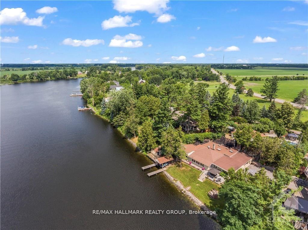 Photo 4 of Unit D, 3332 River Road, Ottawa, Greely — HOMEH
