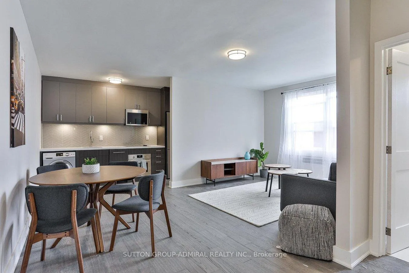 Photo 2 of Unit 404, 448 Spadina Road, Toronto, Forest Hill South — HOMEH