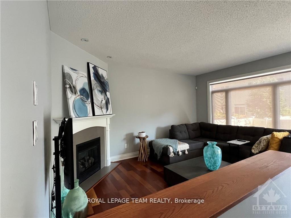 Photo 7 of 116 Maravista Drive, Ottawa, Barrhaven - Cedargrove/Fraserdale — HOMEH