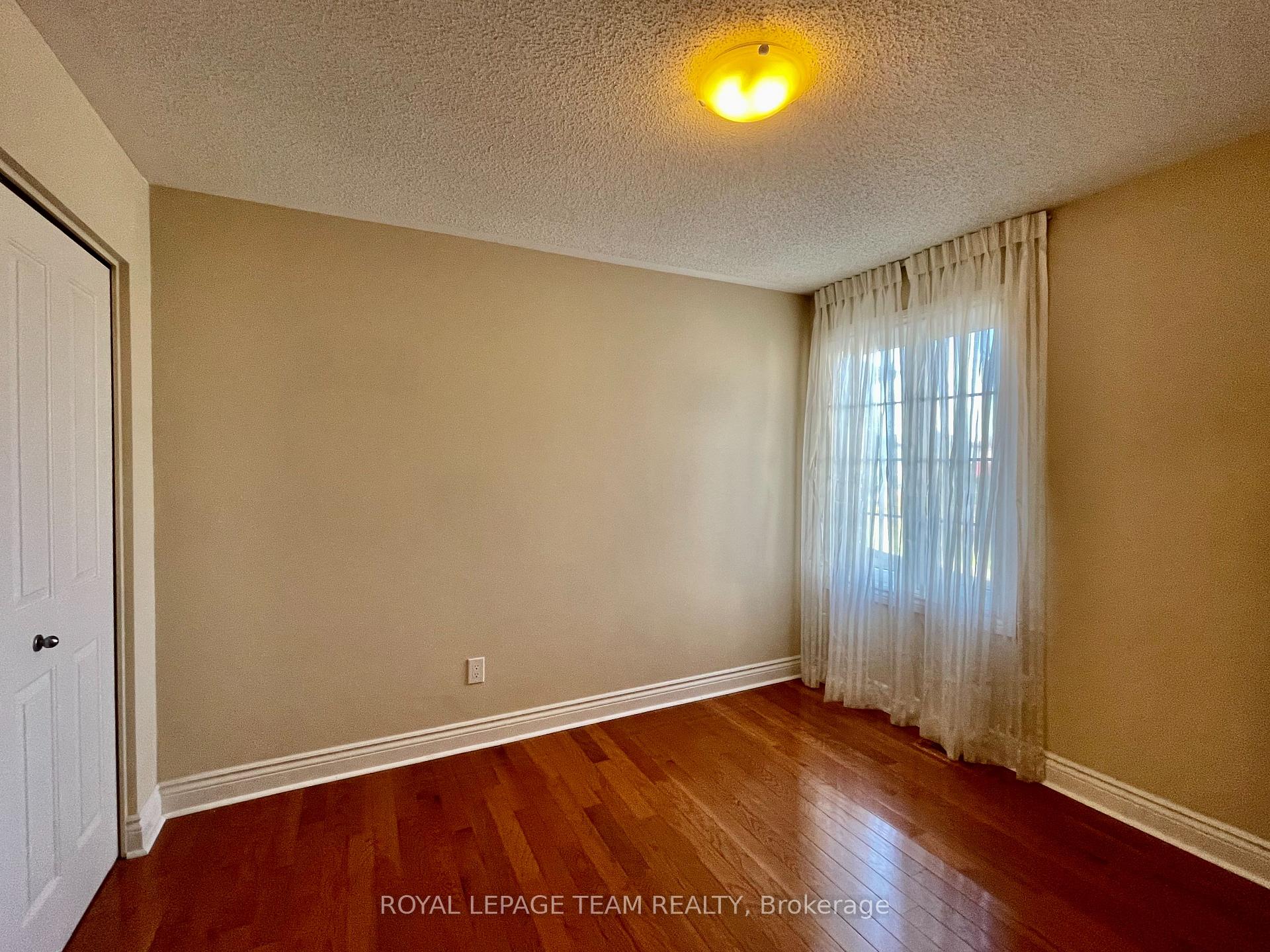 Photo 19 of 116 Maravista Drive, Ottawa, Barrhaven - Cedargrove/Fraserdale — HOMEH