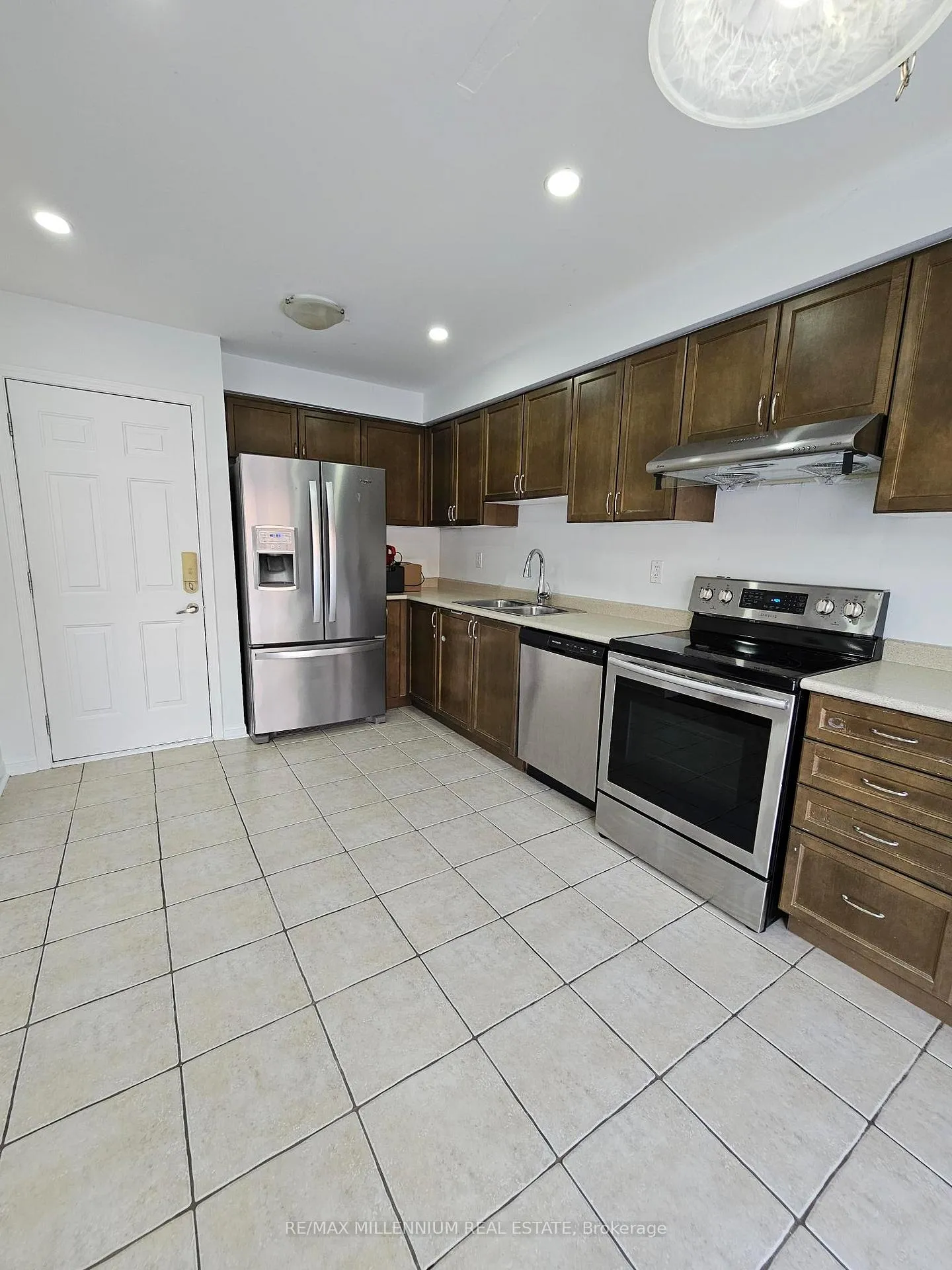 Photo 7 of 1064 Clark Boulevard, Milton, Beaty — HOMEH
