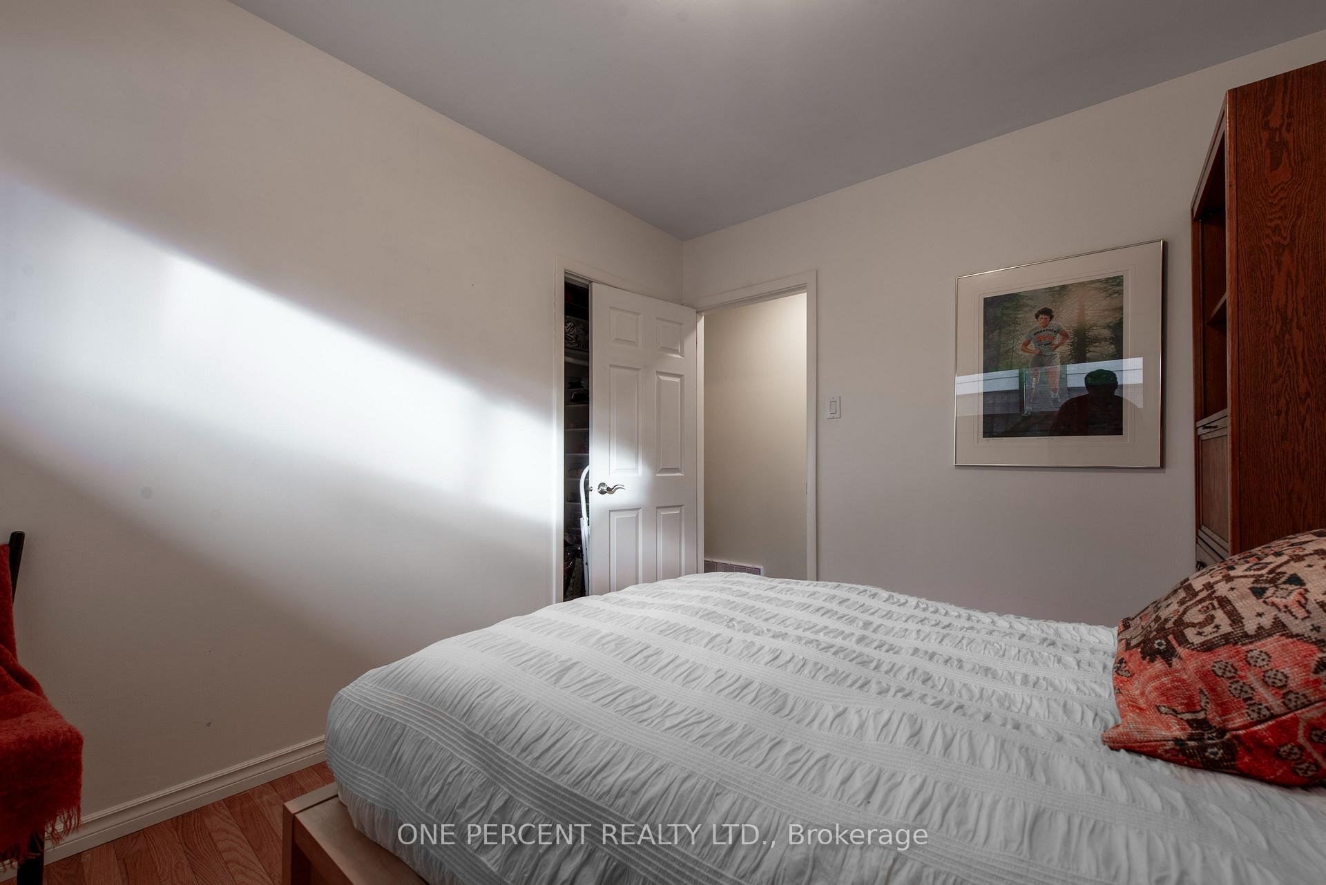 Photo 17 of 156 Waverley Drive, Guelph, Riverside Park — HOMEH