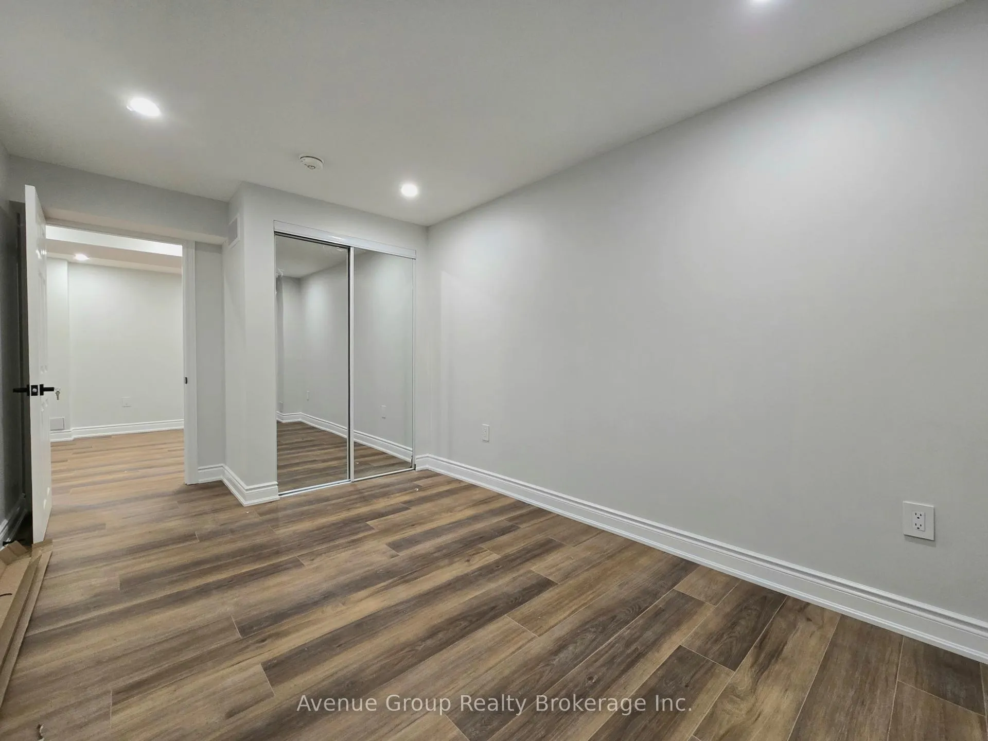 Photo 6 of Unit Lower, 38 Vipond Road, Whitby, Brooklin — HOMEH