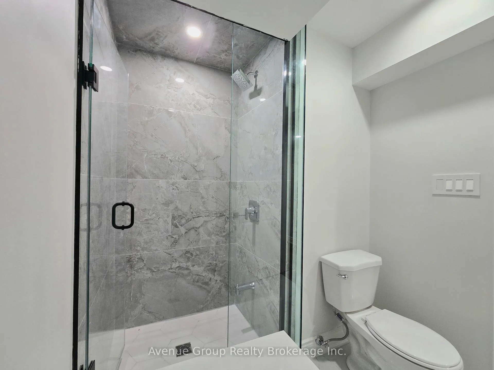 Photo 13 of Unit Lower, 38 Vipond Road, Whitby, Brooklin — HOMEH