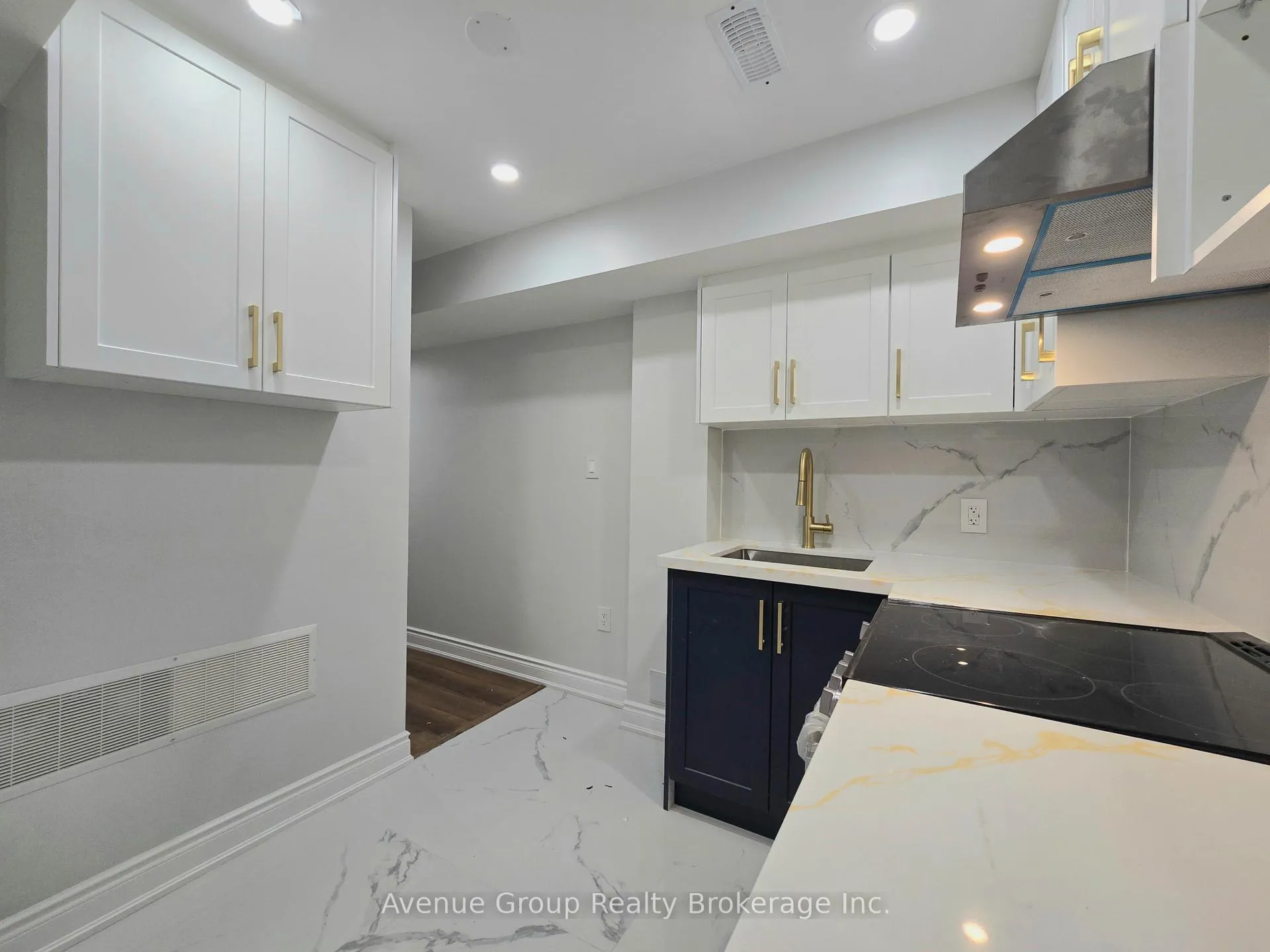 Photo 15 of Unit Lower, 38 Vipond Road, Whitby, Brooklin — HOMEH
