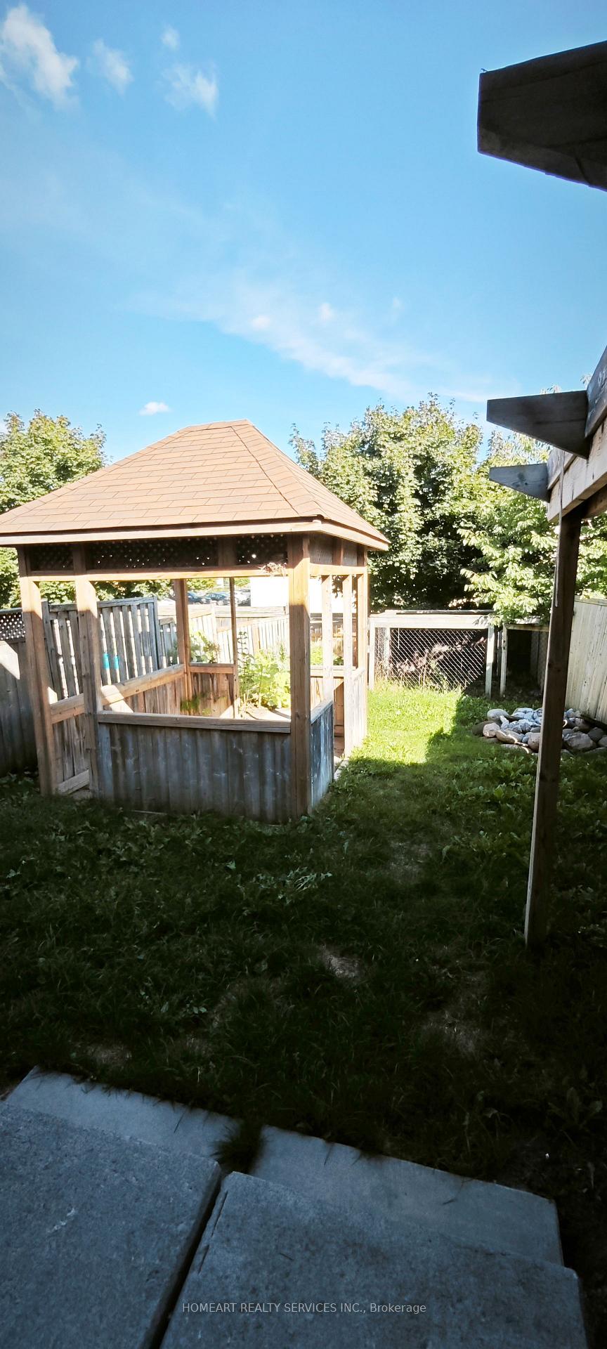 Photo 8 of 11 Srigley Street, Barrie, Holly — HOMEH