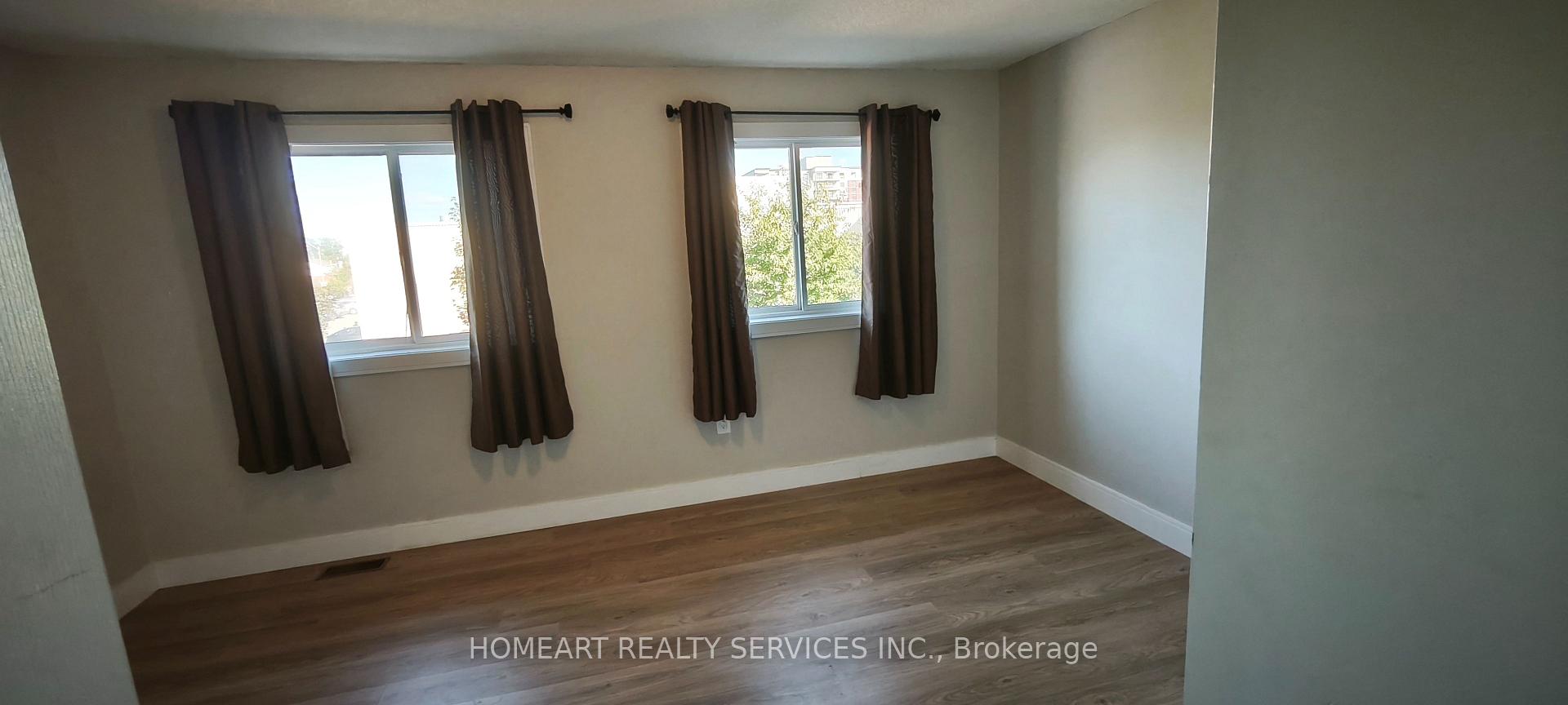 Photo 9 of 11 Srigley Street, Barrie, Holly — HOMEH