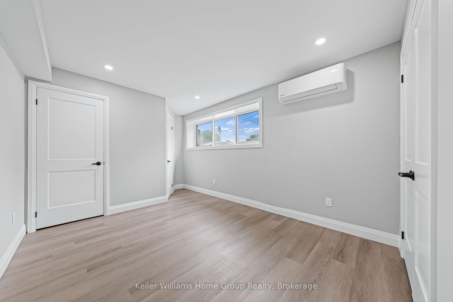 Photo 10 of 24 St Catharine Street, Guelph, St. George's — HOMEH