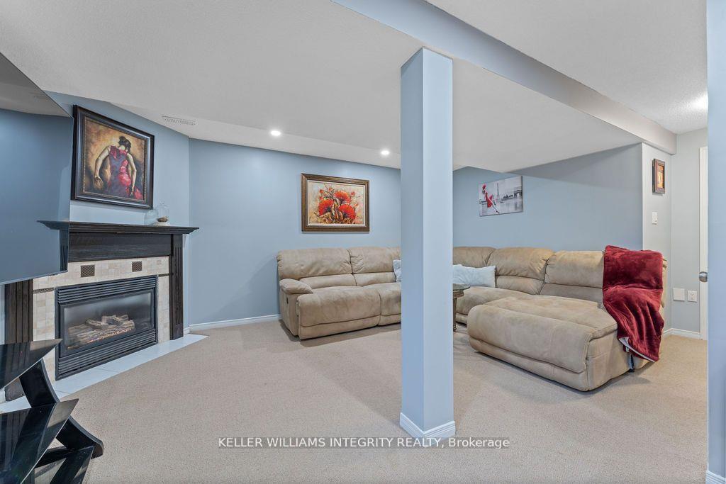 Photo 32 of 68 Whitegate Crescent, Ottawa, Barrhaven - Longfields — HOMEH