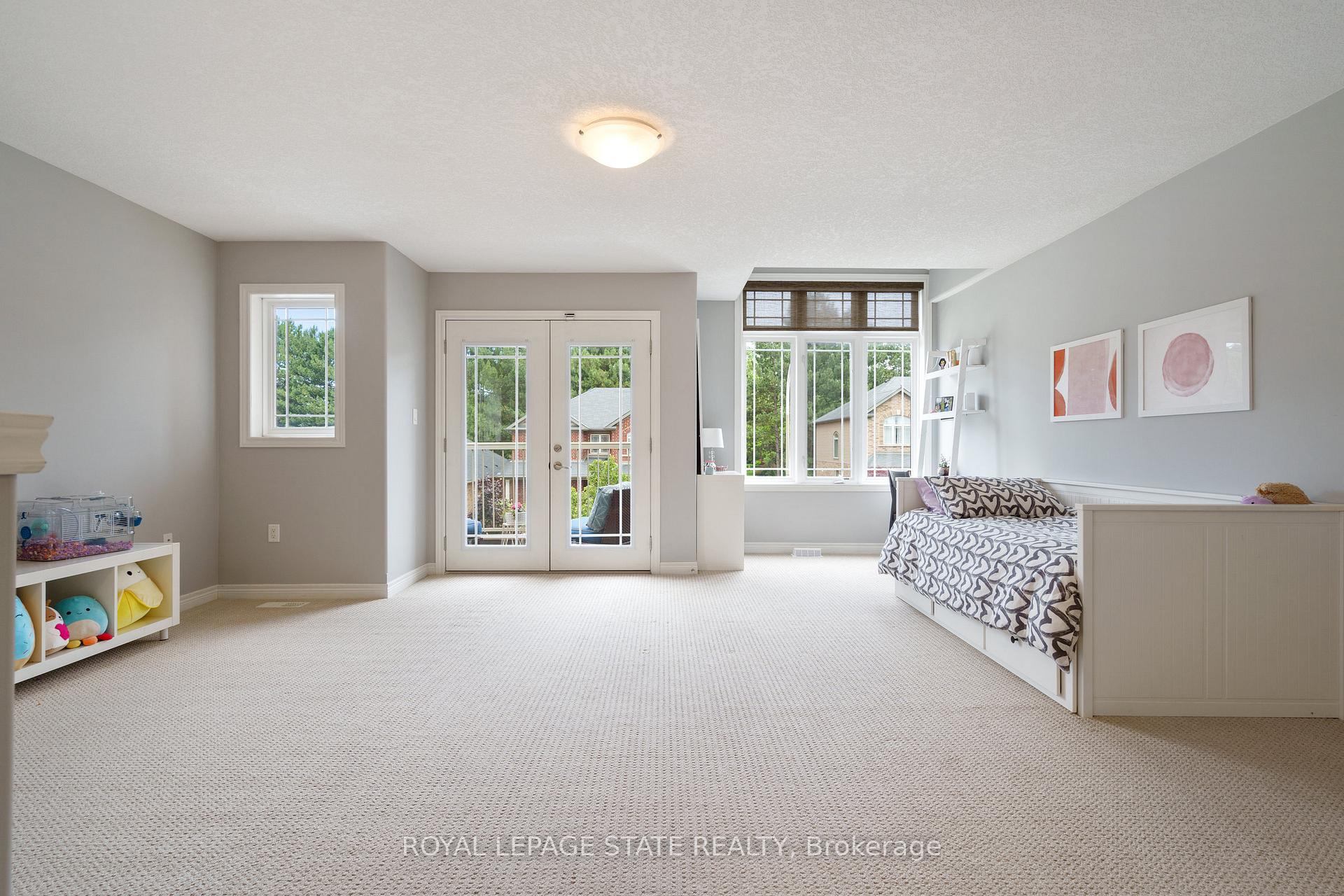Photo 25 of 42 Chestnut Drive, Grimsby, Grimsby West — HOMEH