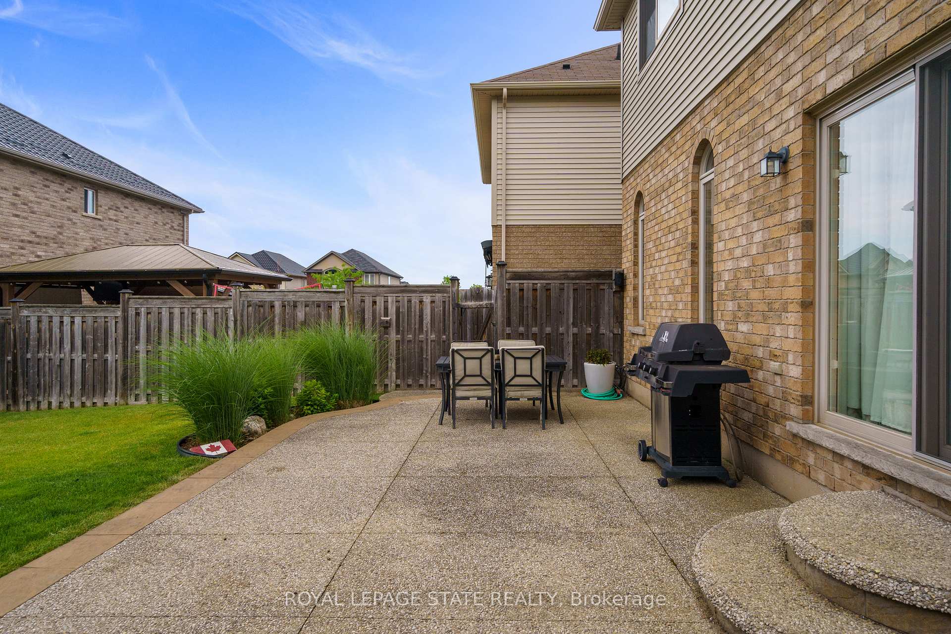 Photo 44 of 42 Chestnut Drive, Grimsby, Grimsby West — HOMEH