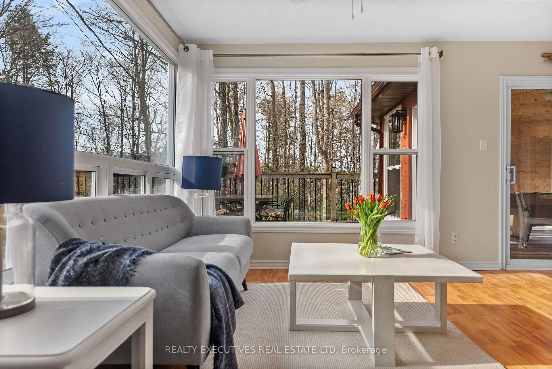 Photo 7 of 209 Maple Grove Lane, Frontenac, Frontenac South — HOMEH