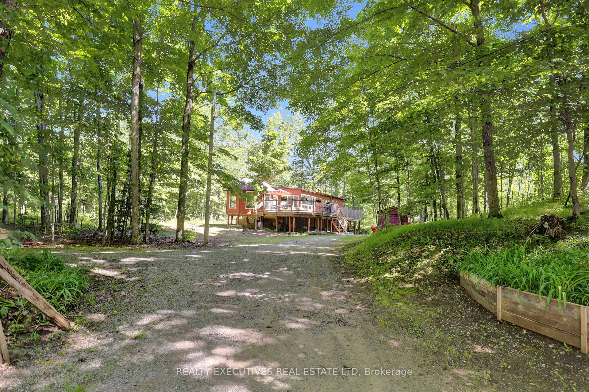 Photo 23 of 209 Maple Grove Lane, Frontenac, Frontenac South — HOMEH