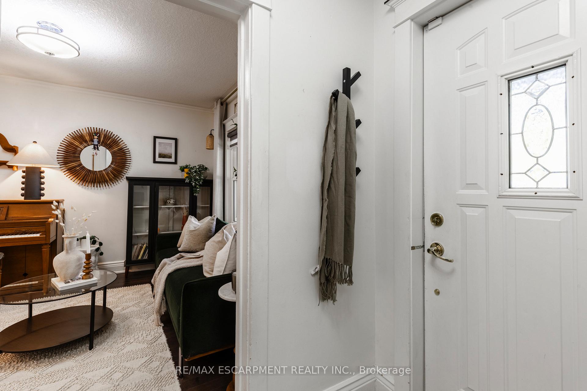 Photo 4 of 431 Hughson Street N, Hamilton, North End — HOMEH