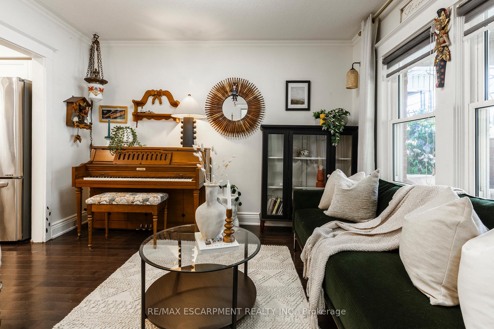 Photo 7 of 431 Hughson Street N, Hamilton, North End — HOMEH