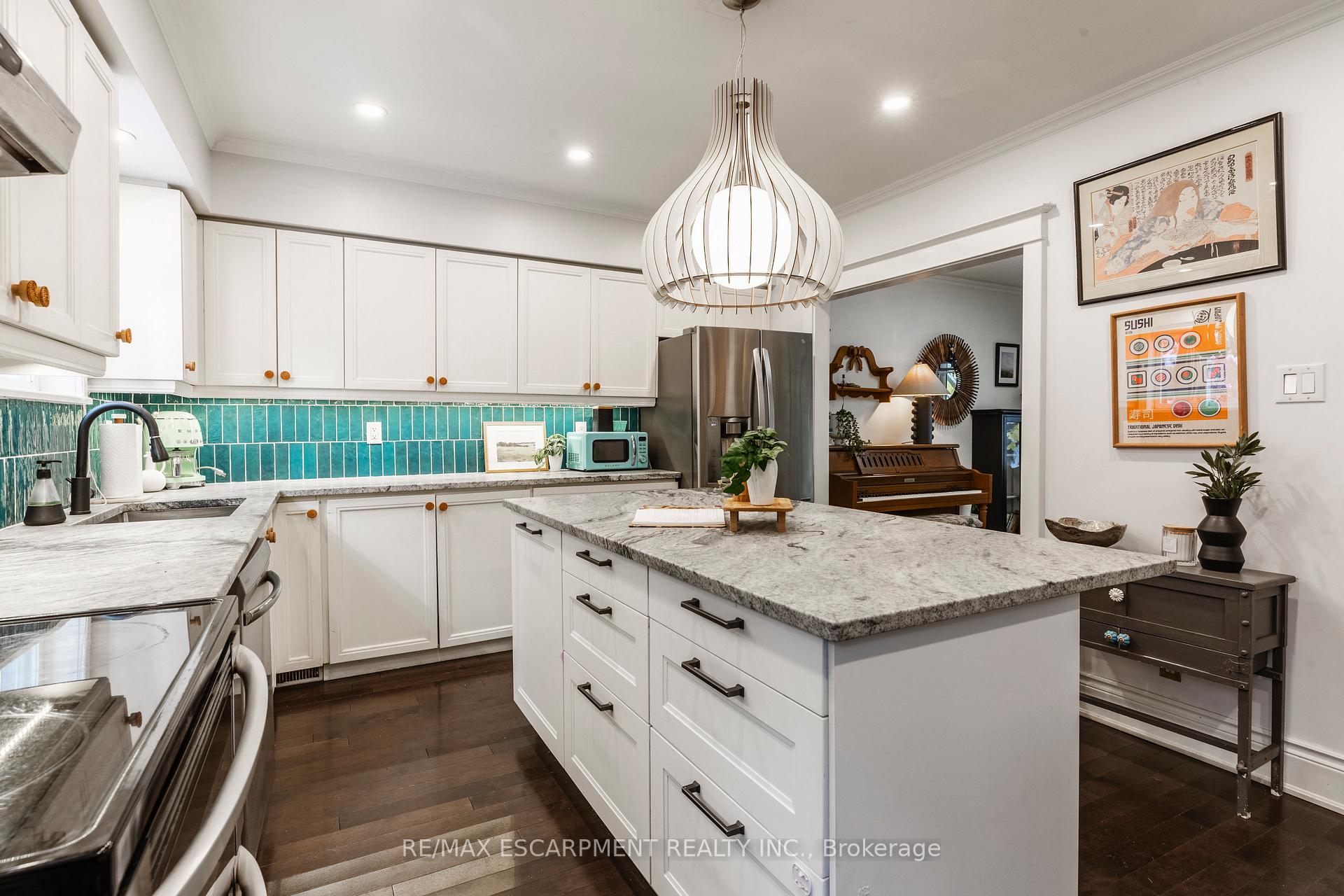 Photo 9 of 431 Hughson Street N, Hamilton, North End — HOMEH
