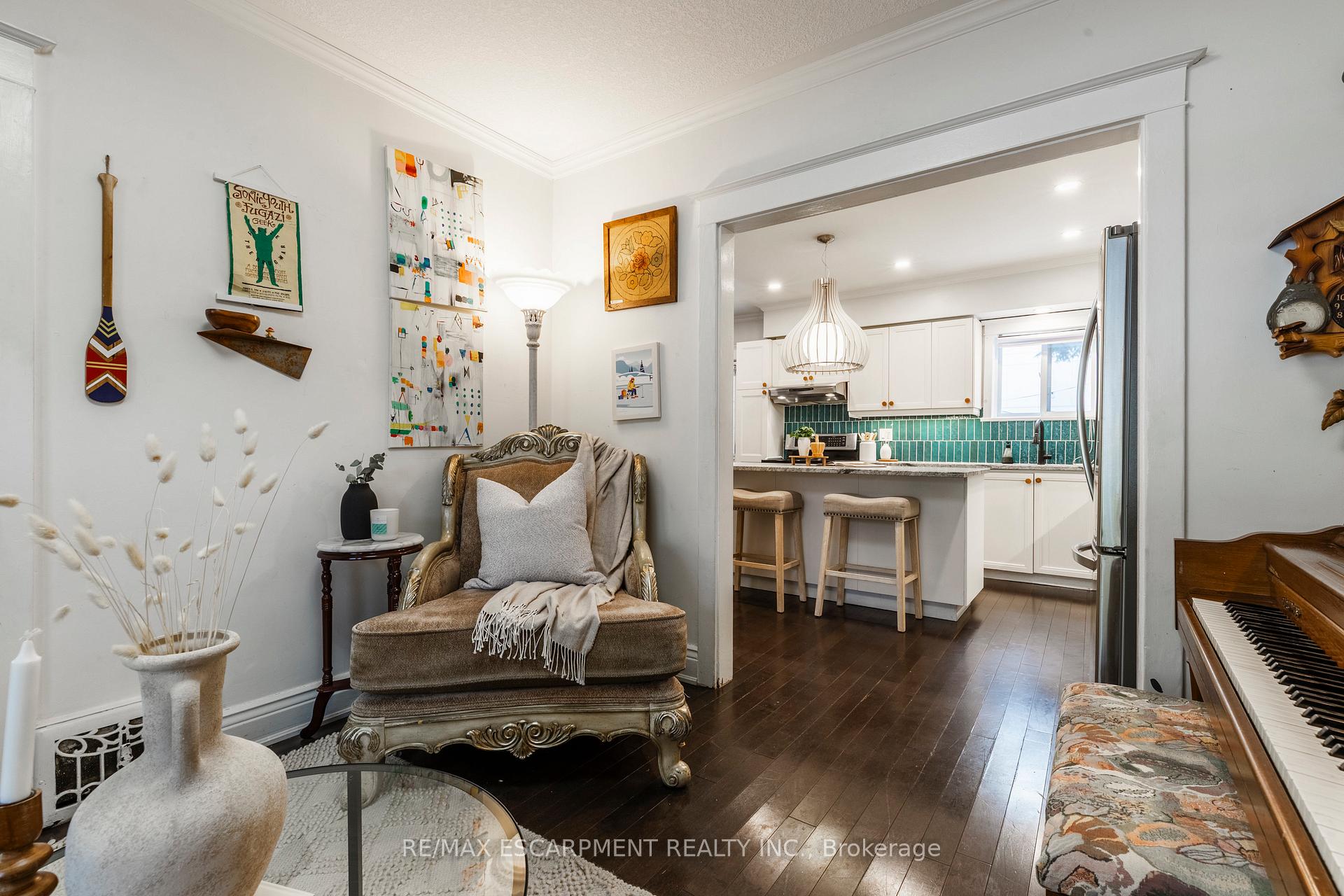 Photo 12 of 431 Hughson Street N, Hamilton, North End — HOMEH