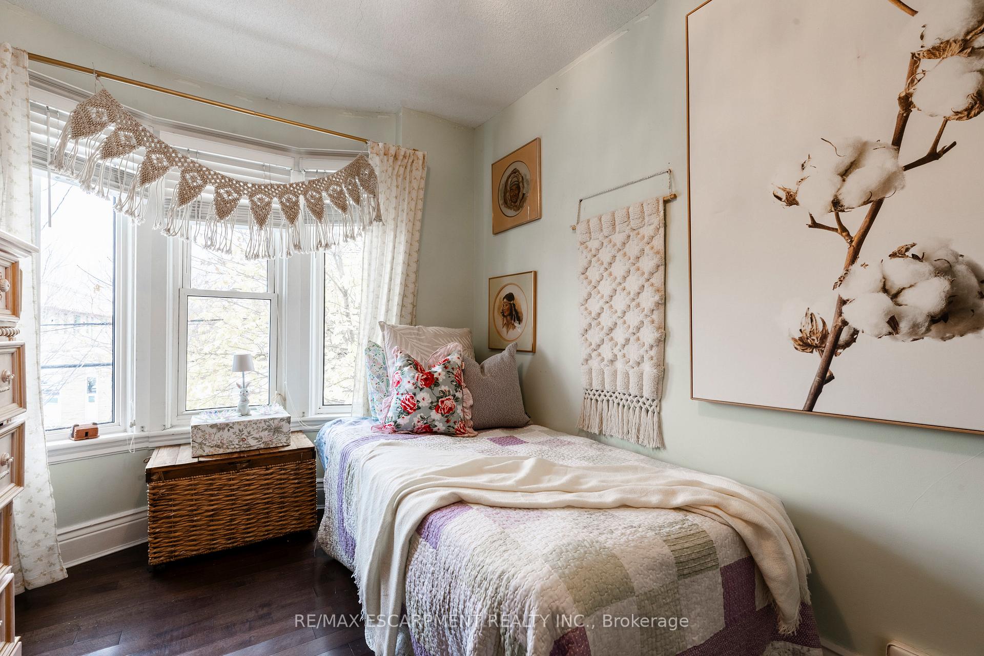 Photo 28 of 431 Hughson Street N, Hamilton, North End — HOMEH