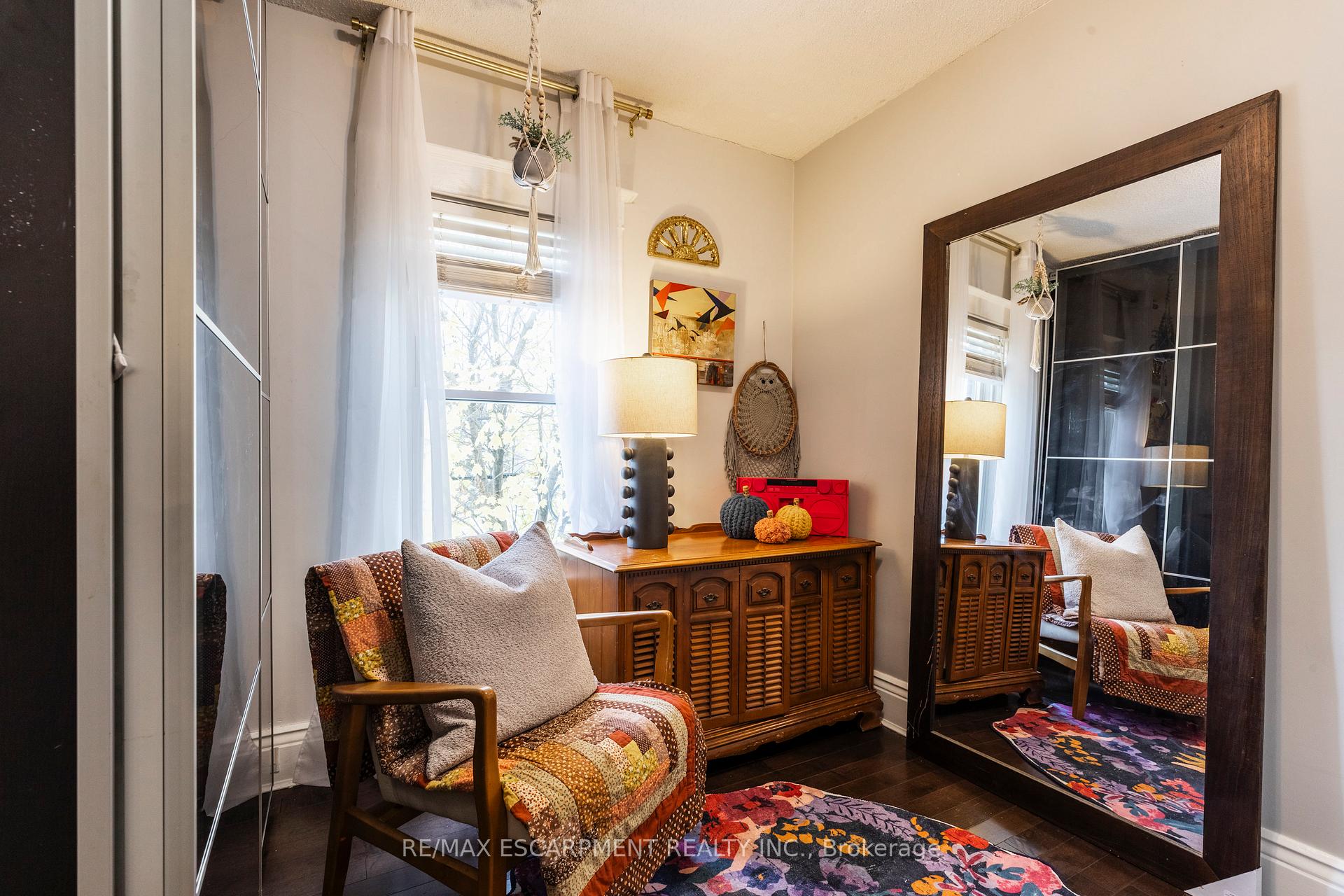 Photo 31 of 431 Hughson Street N, Hamilton, North End — HOMEH