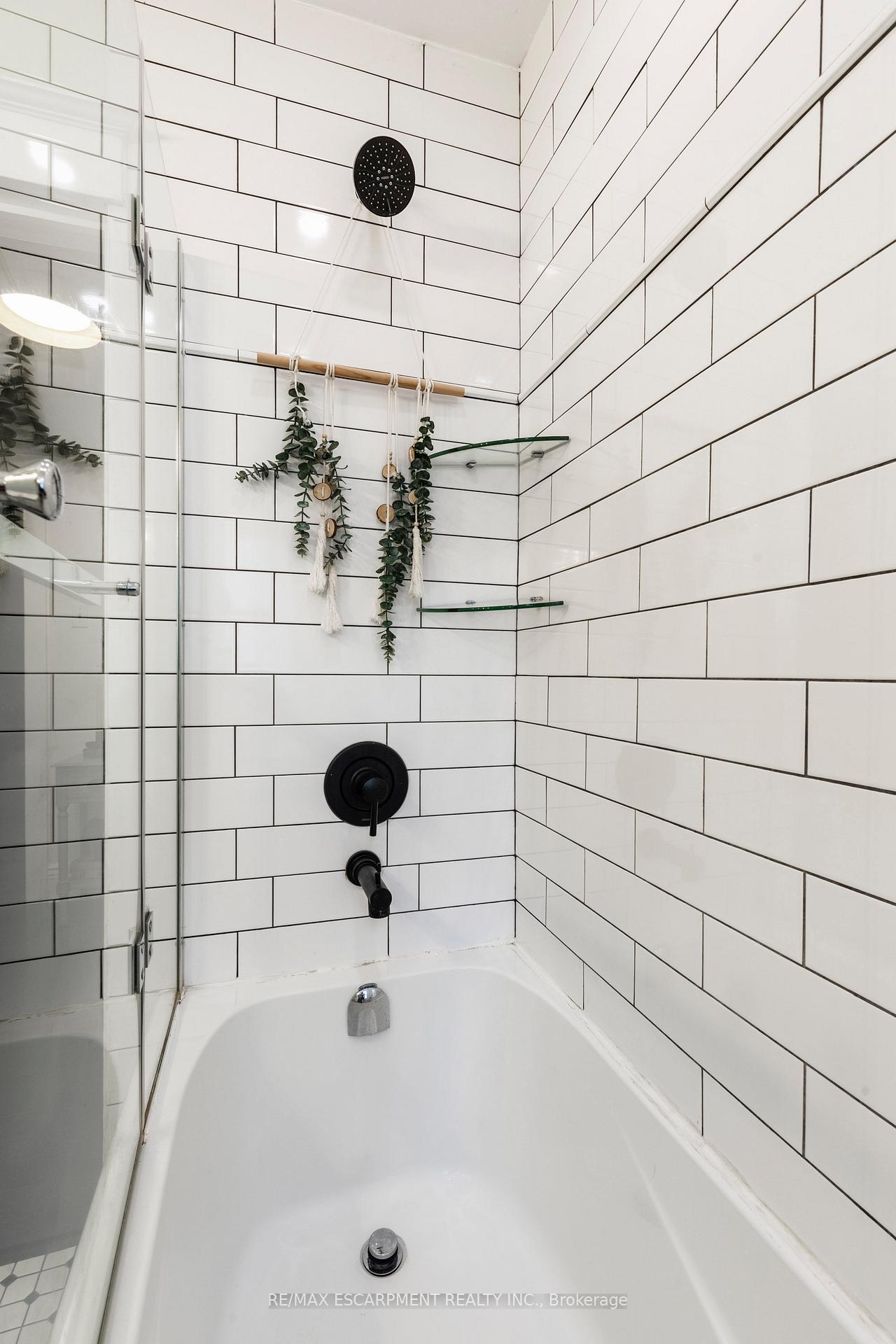 Photo 35 of 431 Hughson Street N, Hamilton, North End — HOMEH