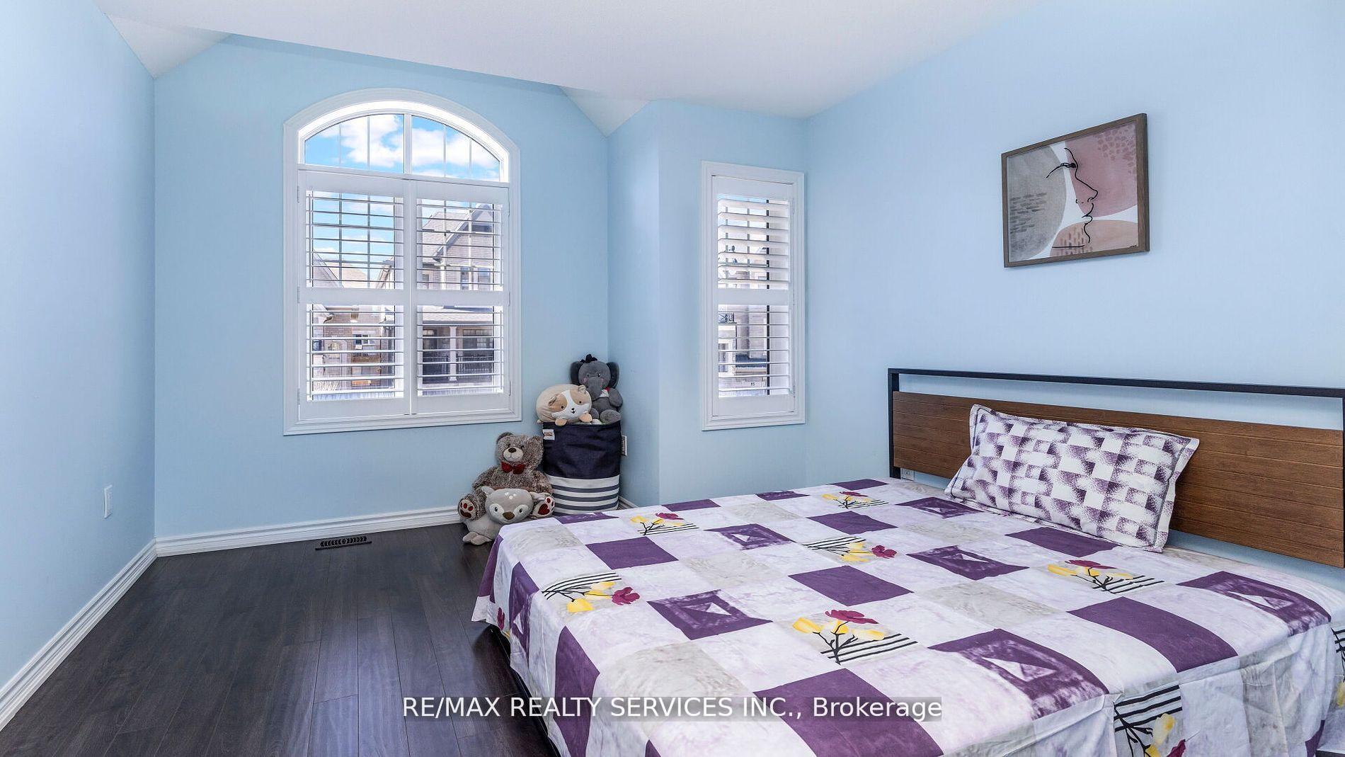 Photo 17 of 104 Roulette Crescent, Brampton, Northwest Brampton — HOMEH