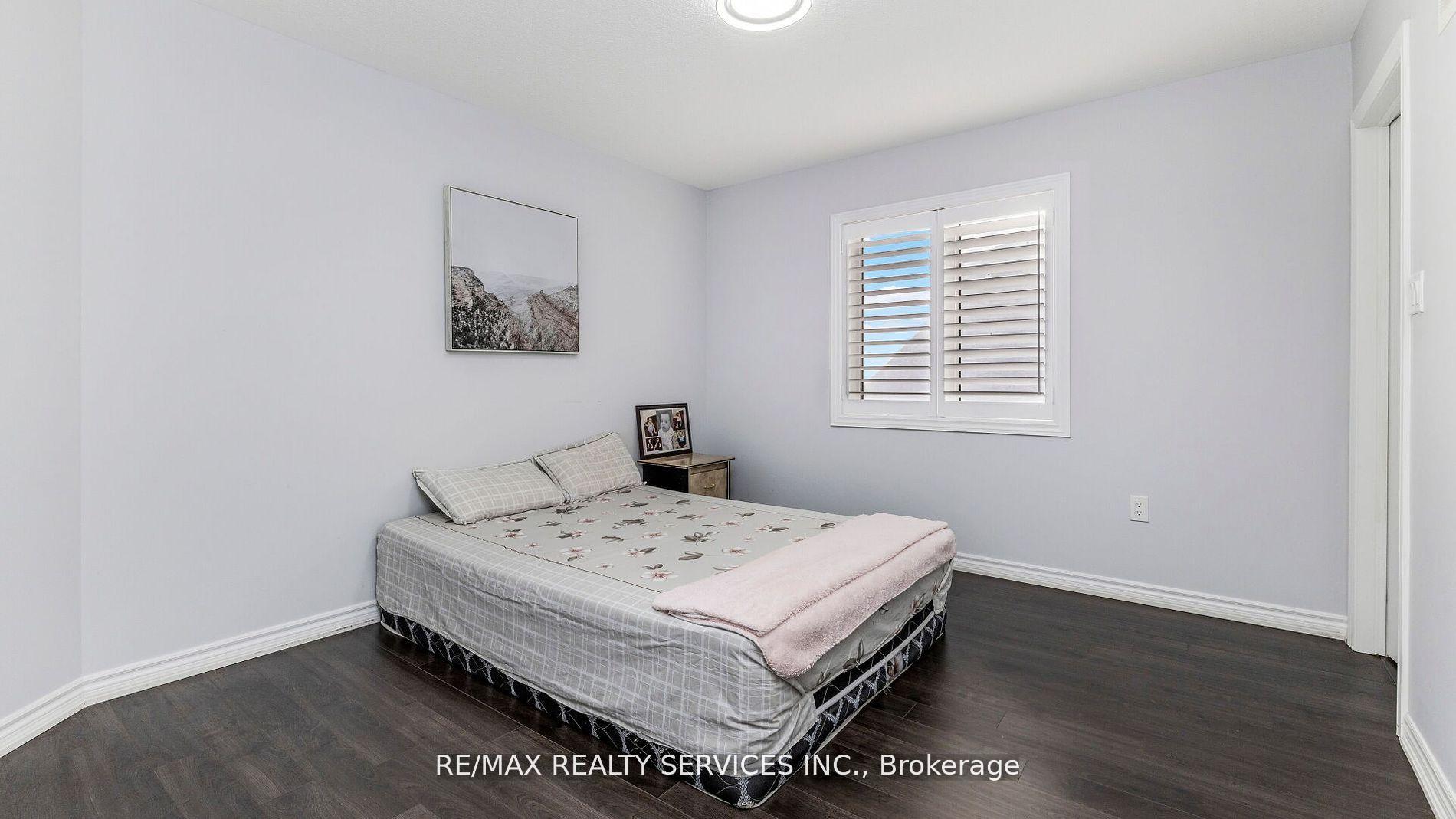 Photo 20 of 104 Roulette Crescent, Brampton, Northwest Brampton — HOMEH