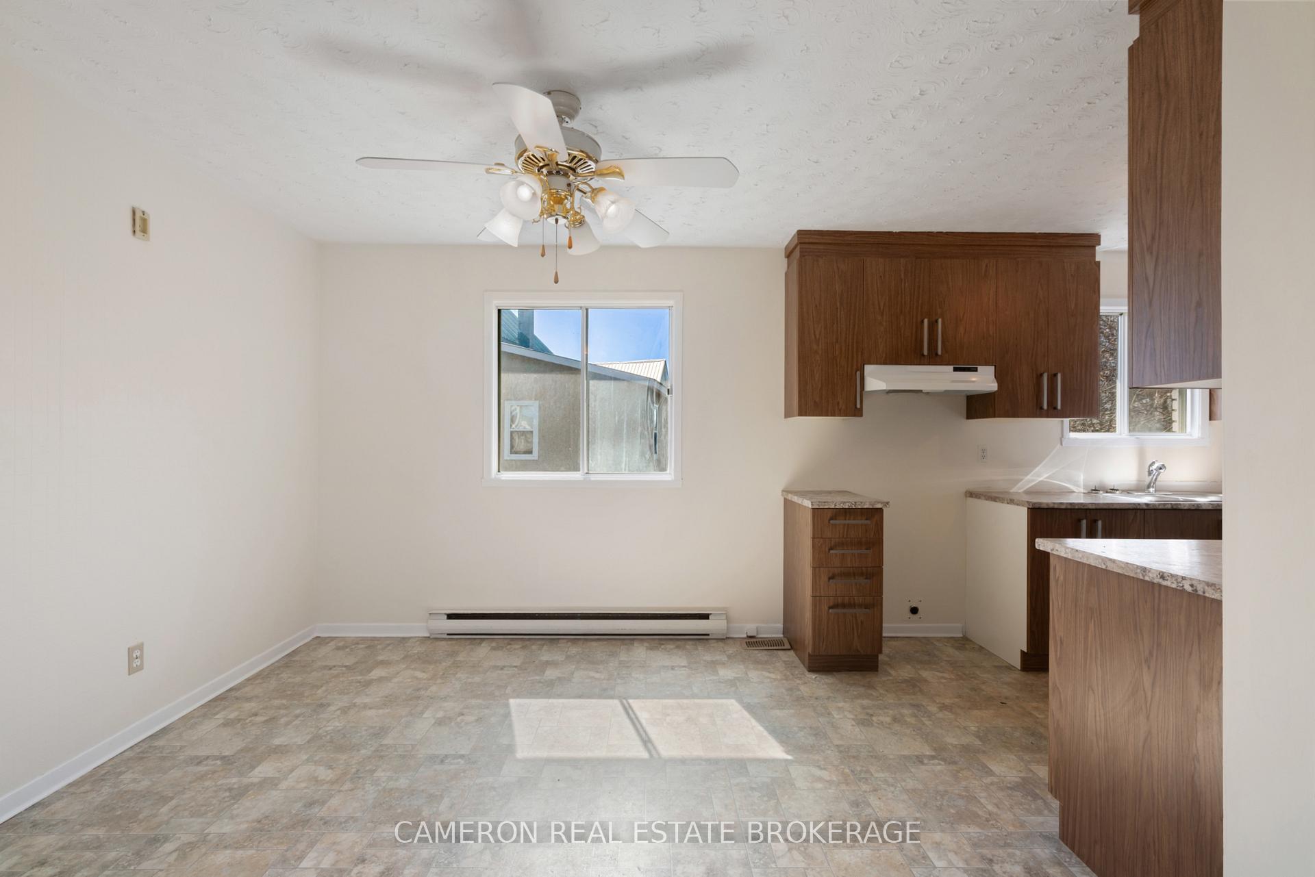 Photo 6 of 400 Eleventh Street W, Cornwall — HOMEH