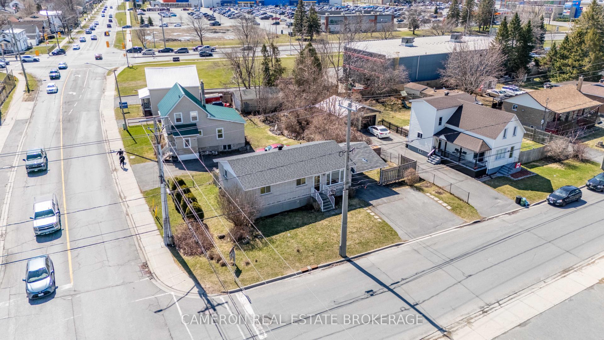 Photo 22 of 400 Eleventh Street W, Cornwall — HOMEH
