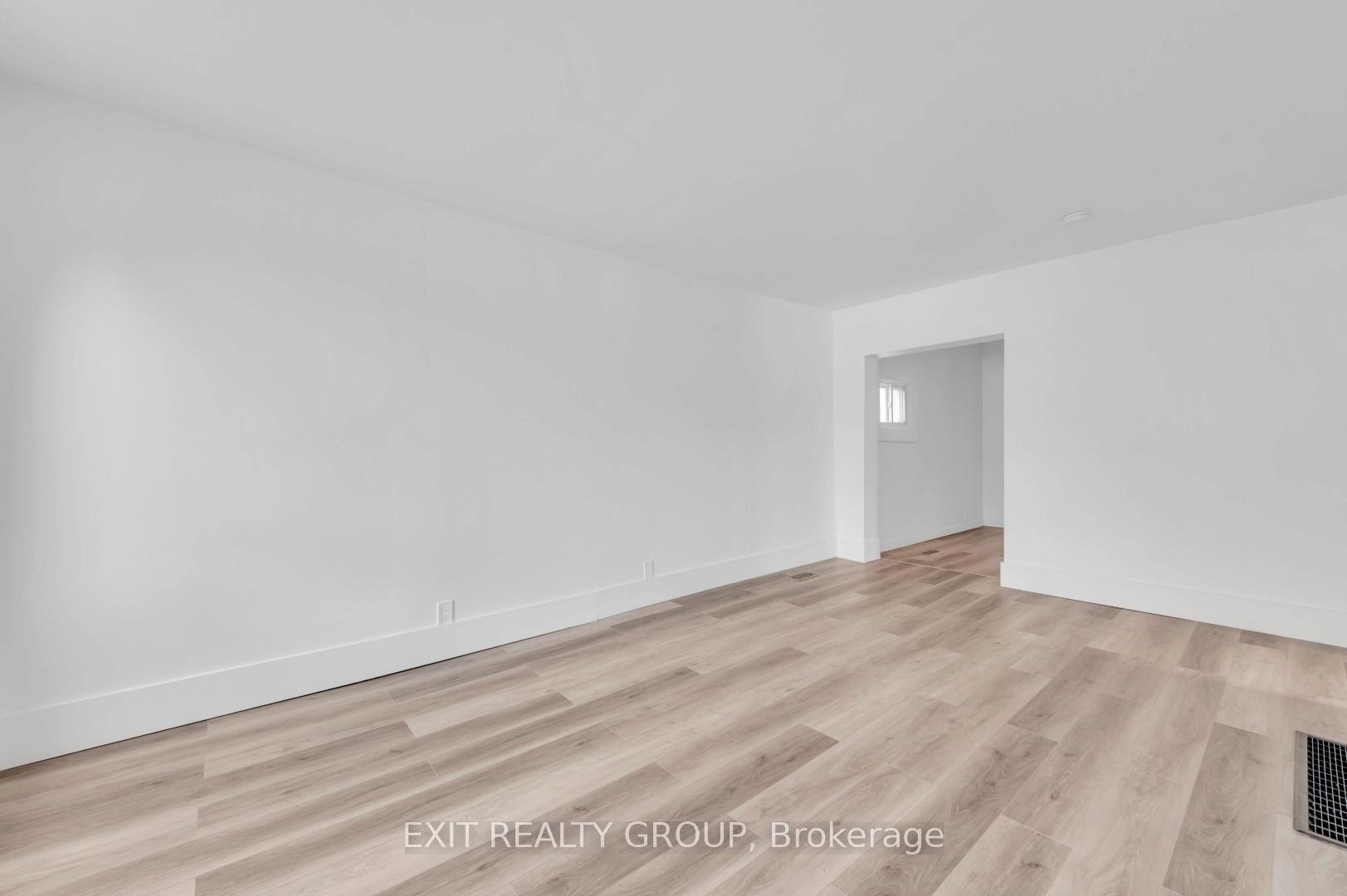 Photo 2 of 21 Murney Street, Belleville, Belleville Ward — HOMEH