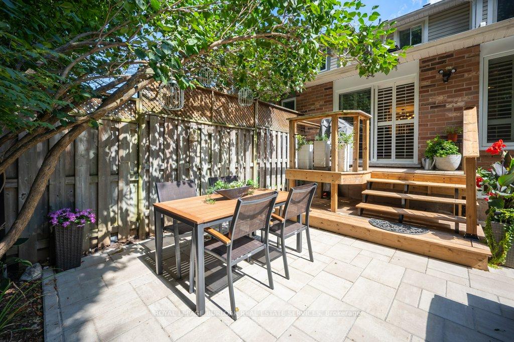 Photo 29 of 2044 Broadleaf Crescent, Burlington, Uptown — HOMEH