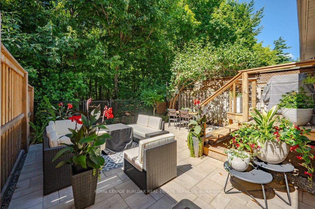 Photo 30 of 2044 Broadleaf Crescent, Burlington, Uptown — HOMEH