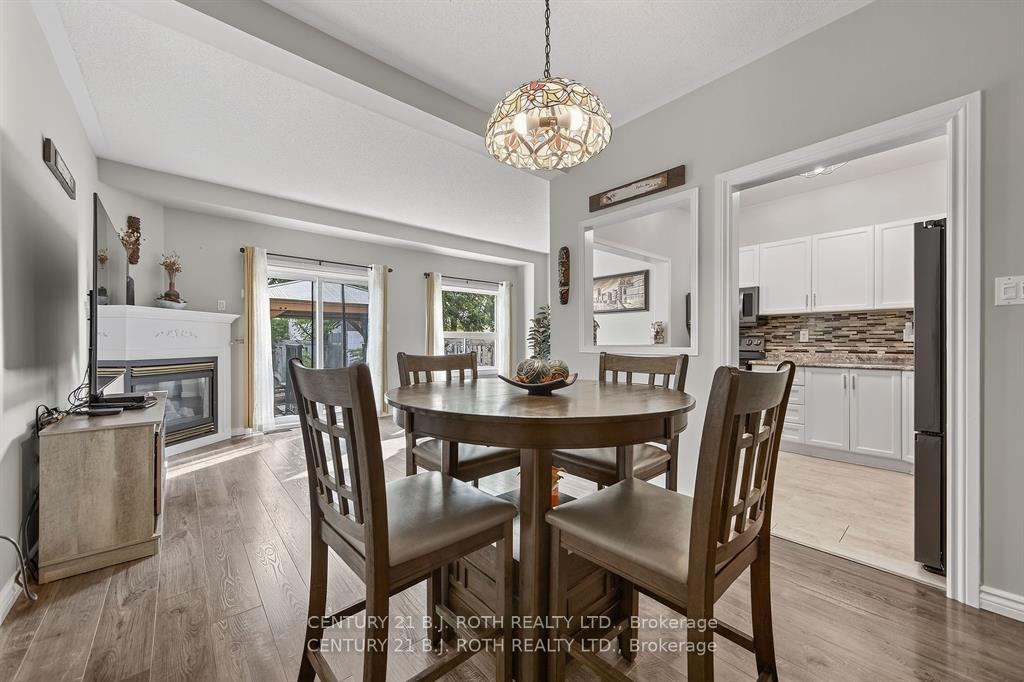 Photo 17 of 80 Bruce Crescent, Barrie, Bayshore — HOMEH