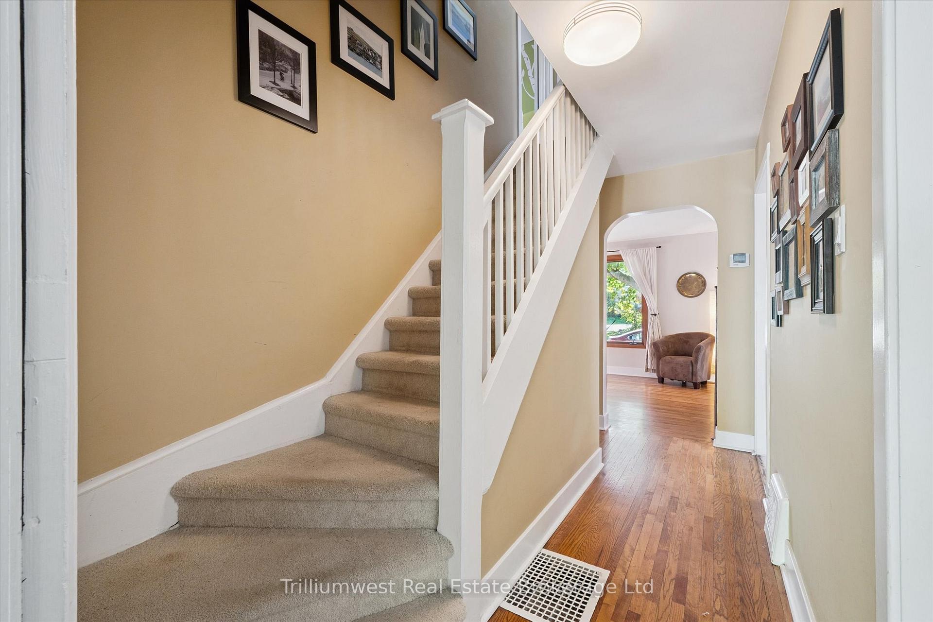 Photo 20 of 4 Balsarroch Place, Guelph, St. Patrick's Ward — HOMEH