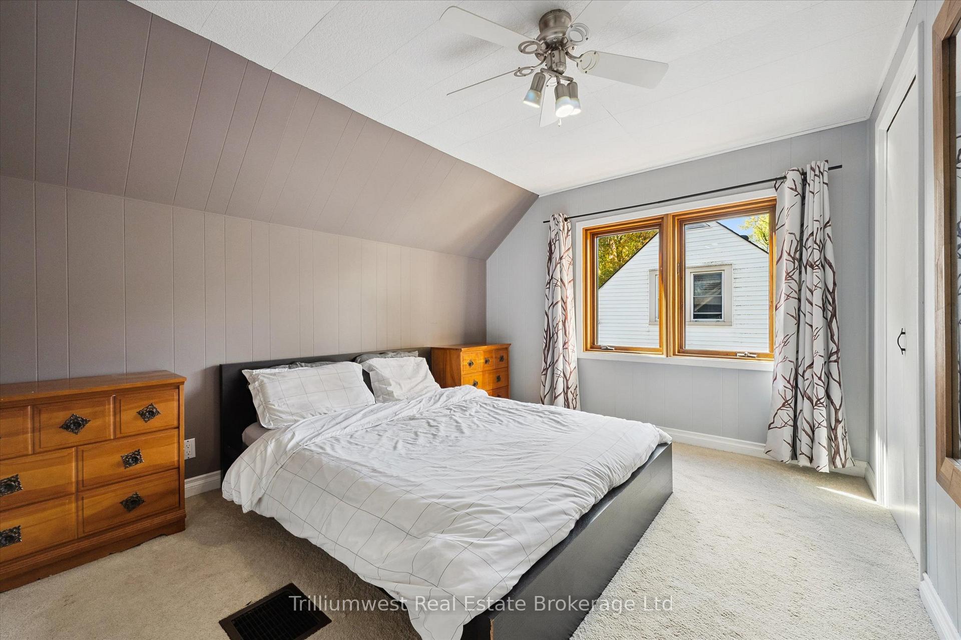Photo 21 of 4 Balsarroch Place, Guelph, St. Patrick's Ward — HOMEH