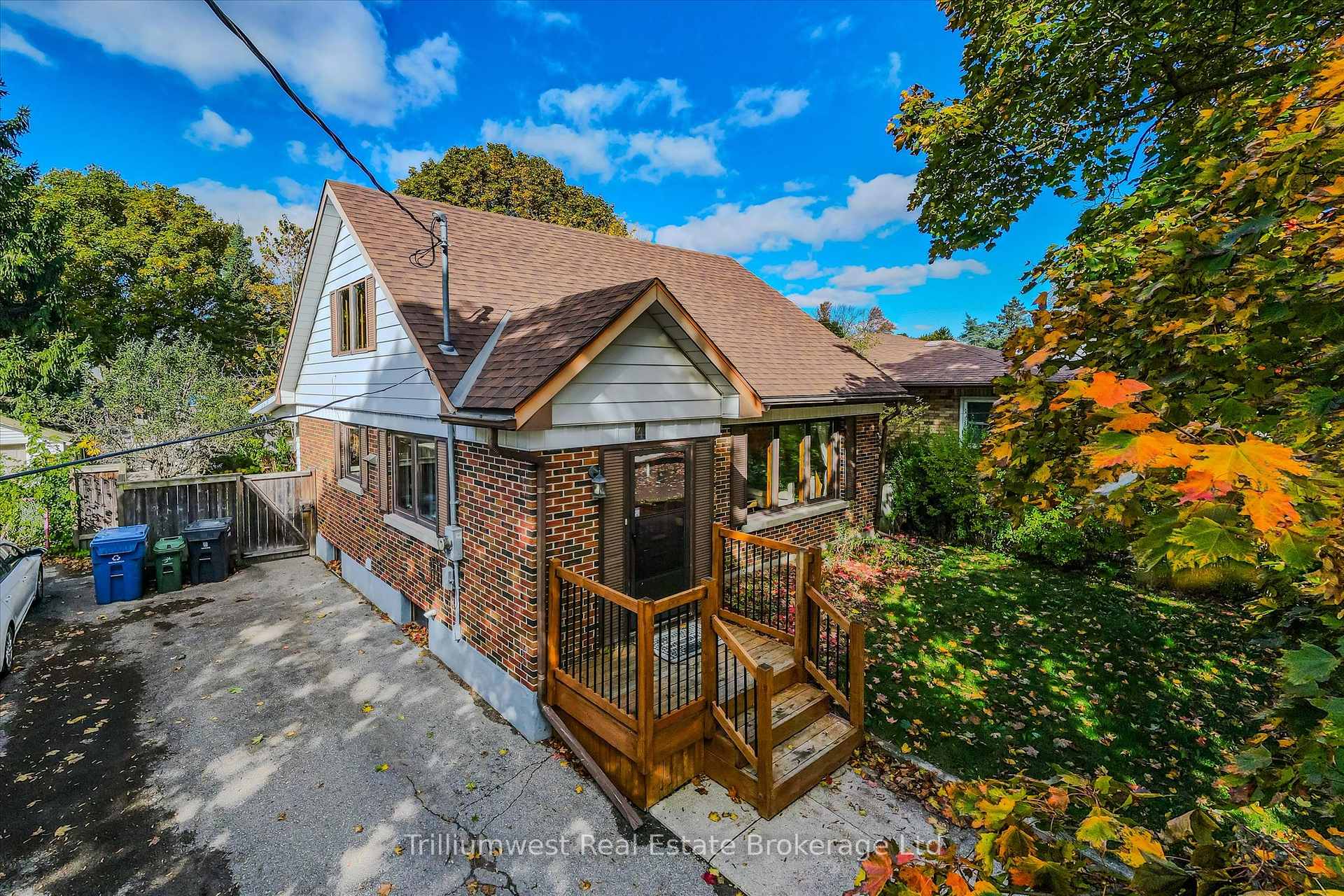 Photo 36 of 4 Balsarroch Place, Guelph, St. Patrick's Ward — HOMEH
