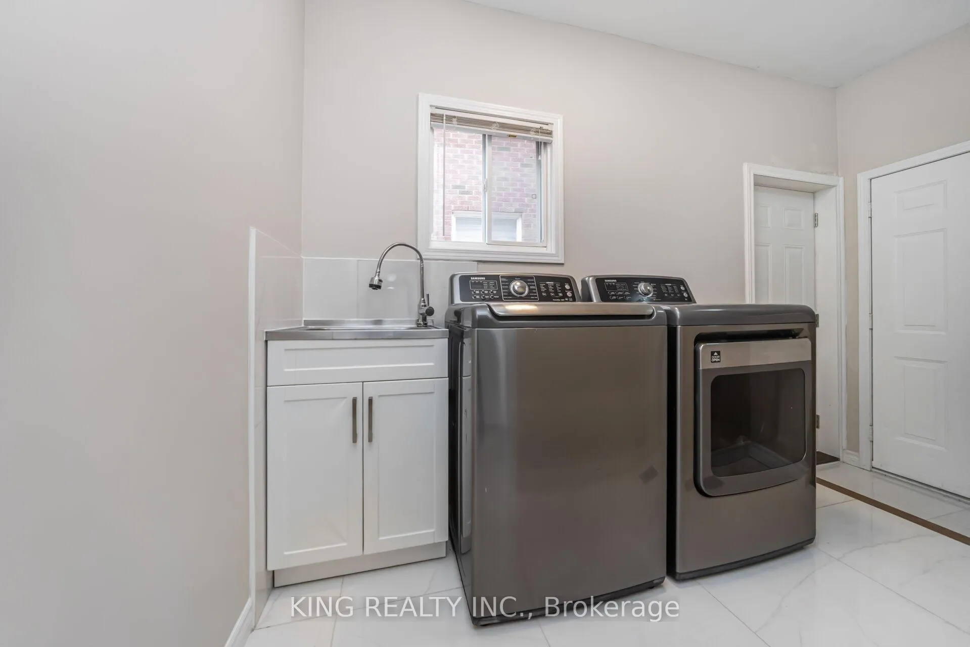 Photo 19 of 23 Himalaya Street, Brampton, Sandringham-Wellington — HOMEH
