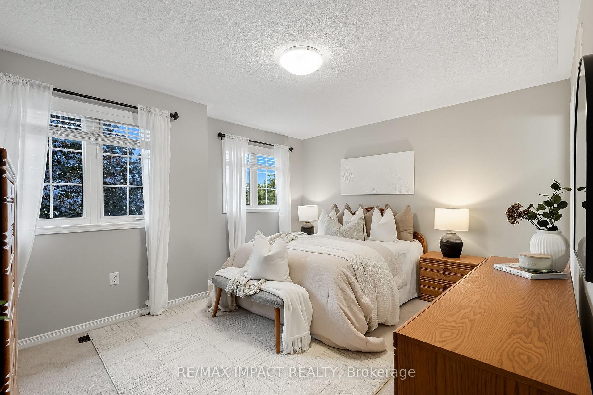 Photo 23 of 166 Swindells Street, Clarington, Bowmanville — HOMEH