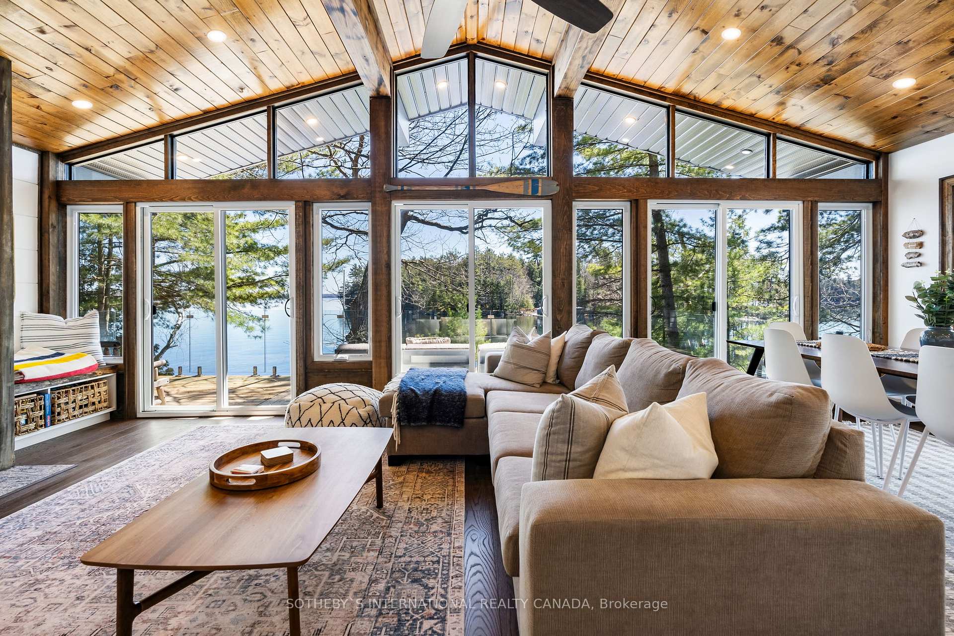 Photo 14 of 29 Beachgrove Island, Gravenhurst, Muskoka (S) — HOMEH