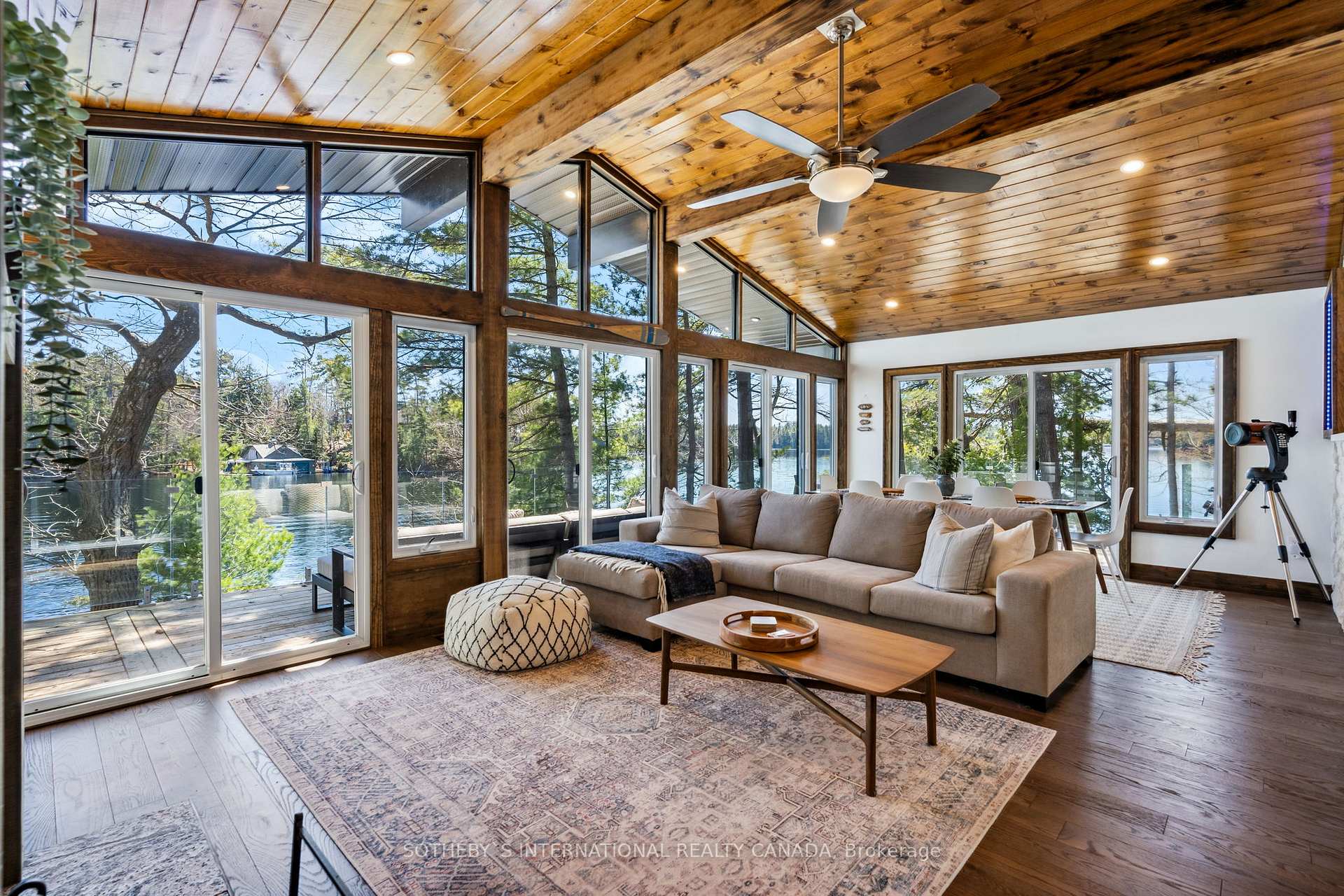 Photo 17 of 29 Beachgrove Island, Gravenhurst, Muskoka (S) — HOMEH