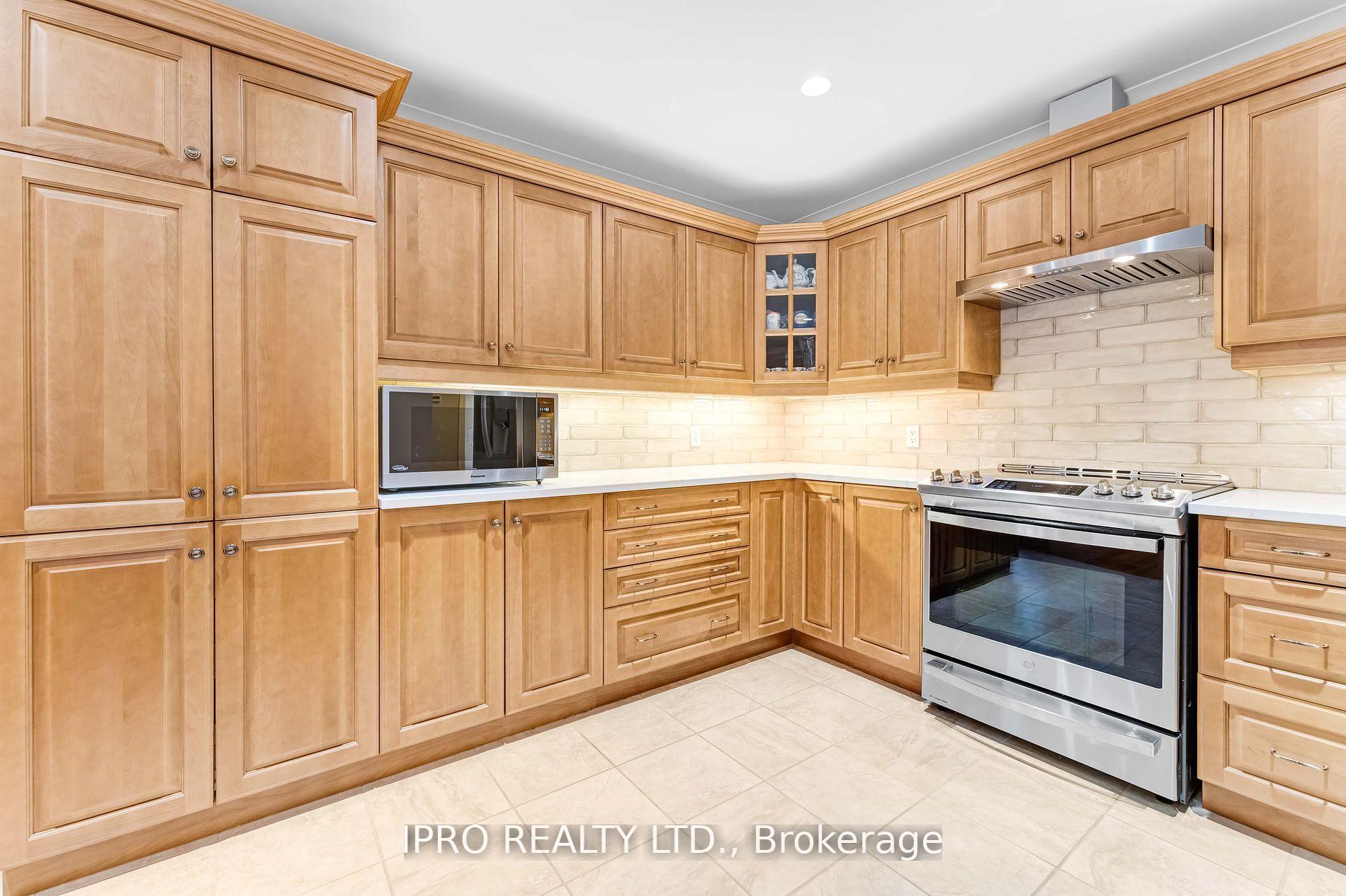 Photo 7 of 544 Dean Drive, Cornwall — HOMEH
