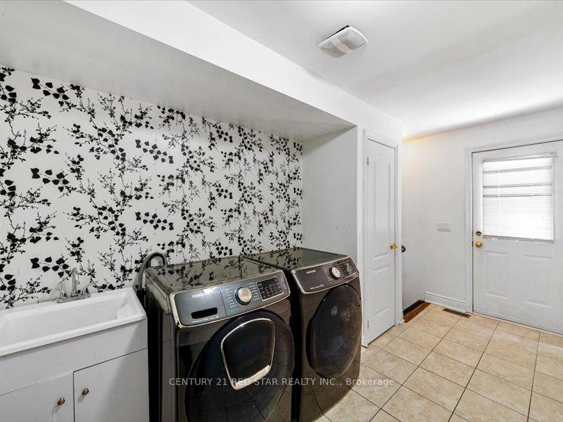 Photo 27 of 31 Eiffel Boulevard, Brampton, Vales of Castlemore North — HOMEH