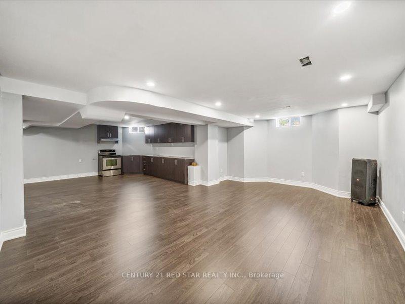 Photo 29 of 31 Eiffel Boulevard, Brampton, Vales of Castlemore North — HOMEH