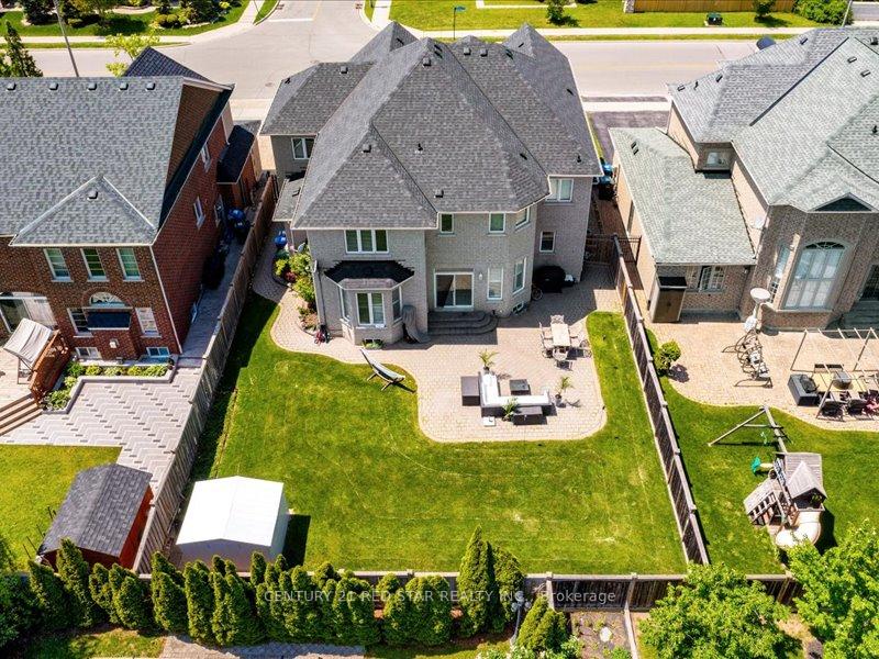 Photo 35 of 31 Eiffel Boulevard, Brampton, Vales of Castlemore North — HOMEH