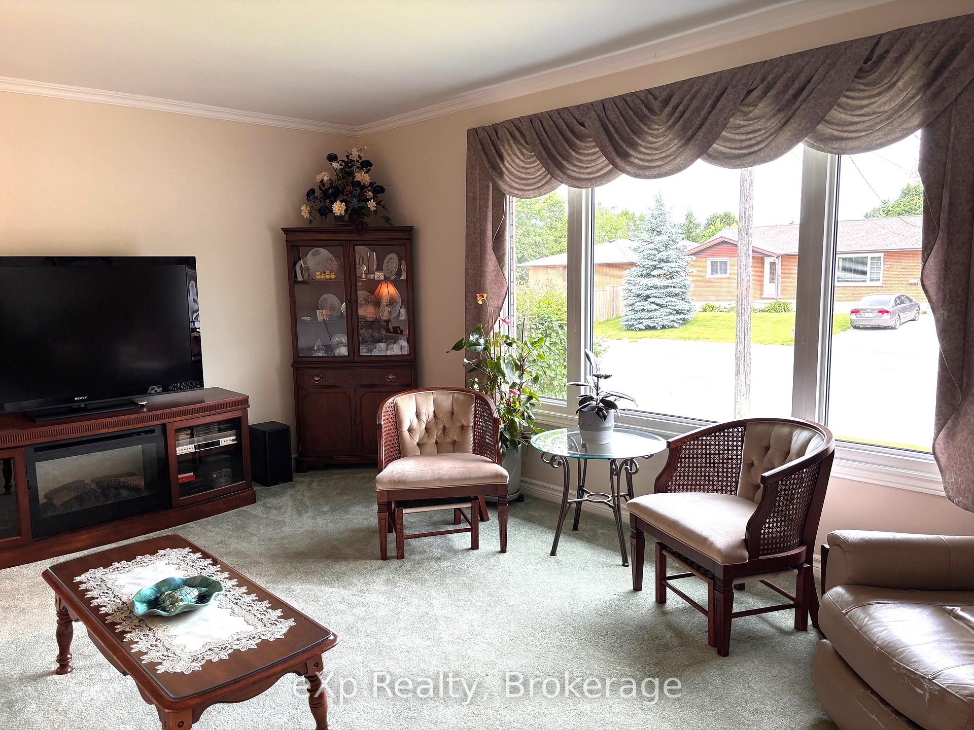 Photo 24 of 431 4th Street, Hanover — HOMEH