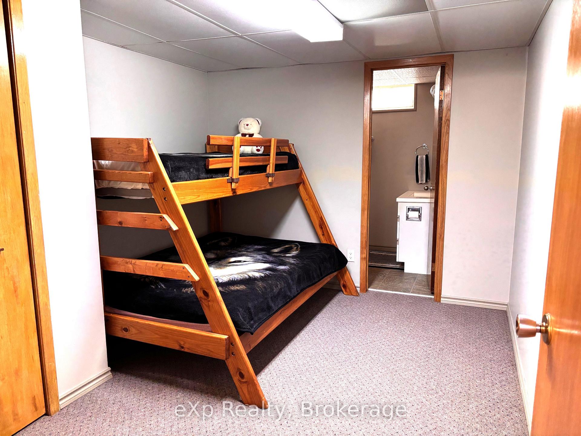 Photo 40 of 431 4th Street, Hanover — HOMEH
