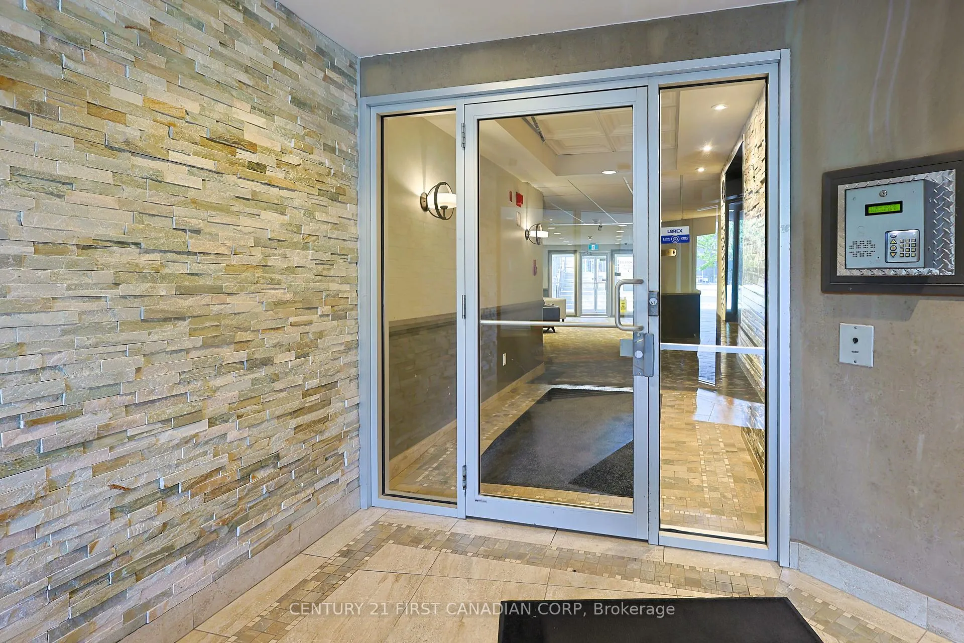 Photo 5 of Unit 215, 15 Jacksway Crescent, London, North G — HOMEH